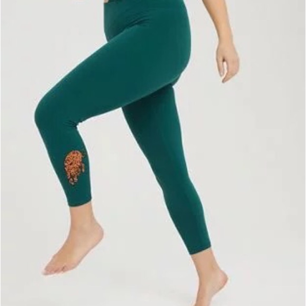 Offline by Aeri turquoise crossover high waisted leggings